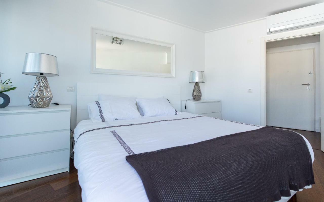 Charming Apartment With Balcony & Pool Lisbon Luaran gambar