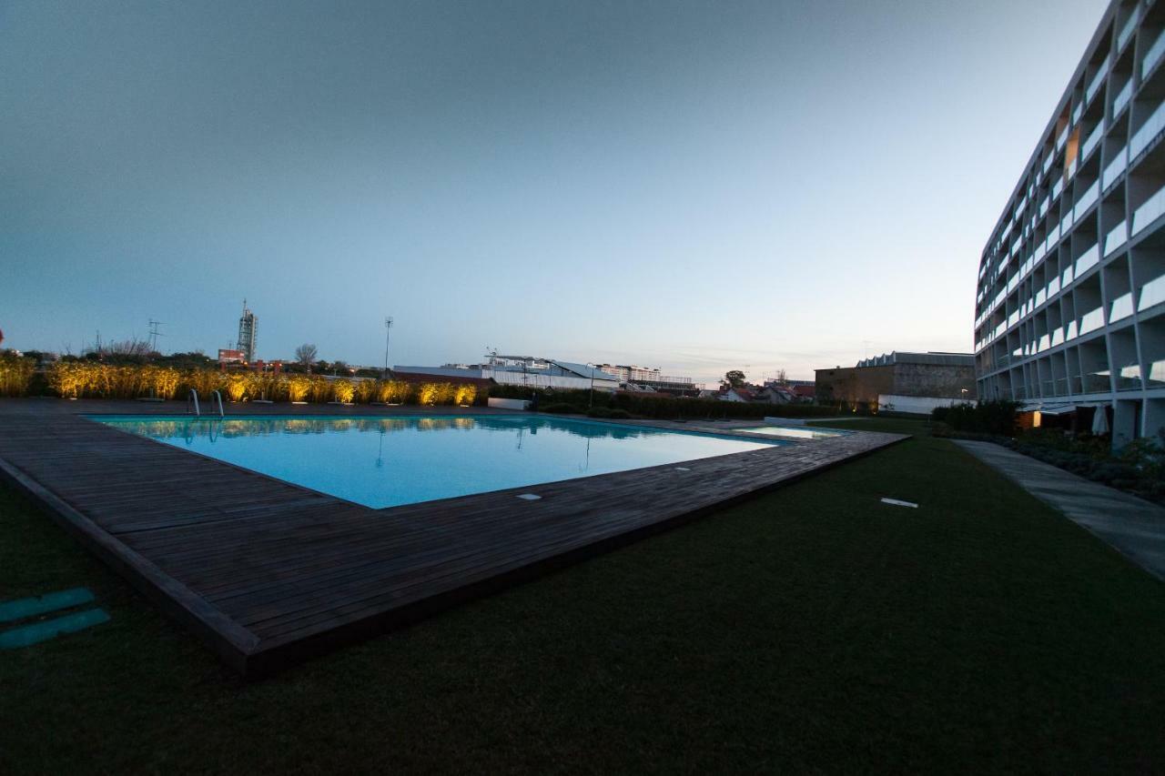 Charming Apartment With Balcony & Pool Lisbon Luaran gambar