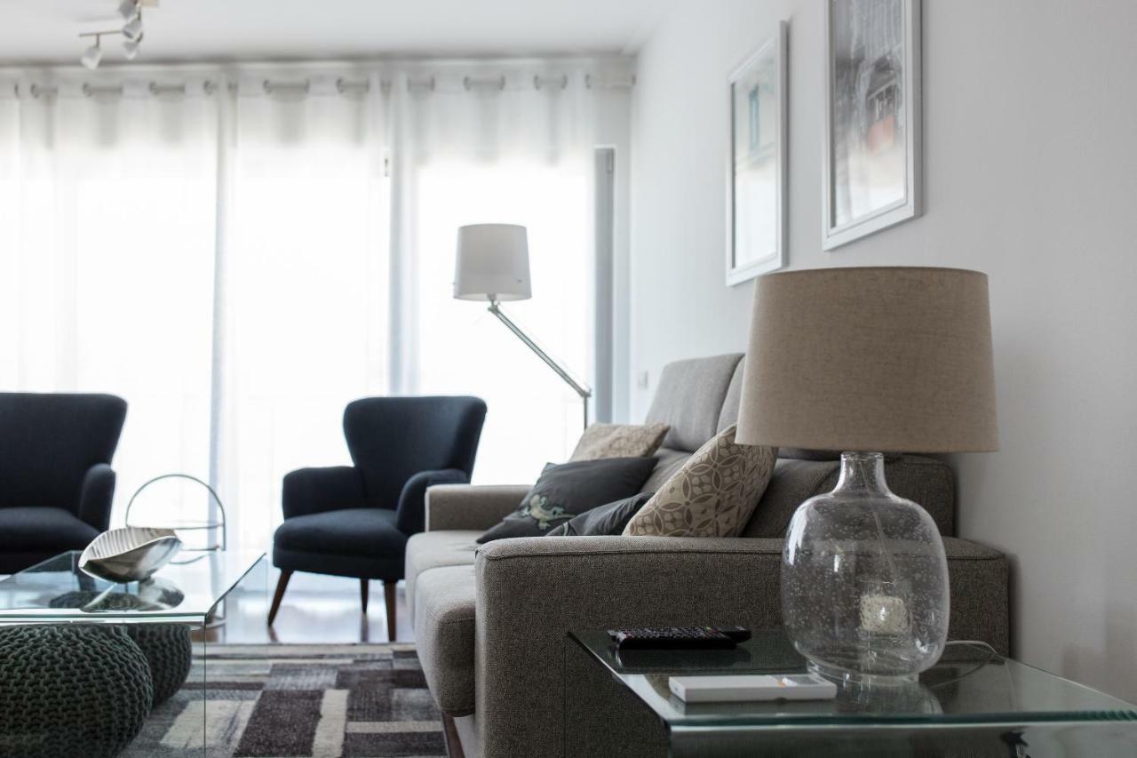 Charming Apartment With Balcony & Pool Lisbon Luaran gambar